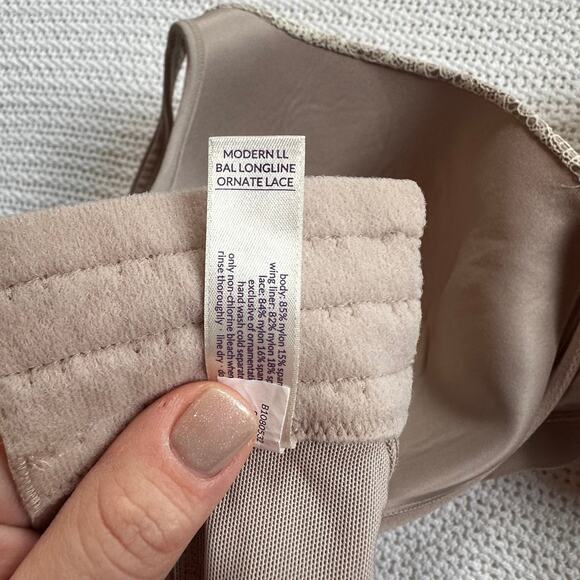 Cacique modern longline ornate lace bra 44H - Picture 7 of 7